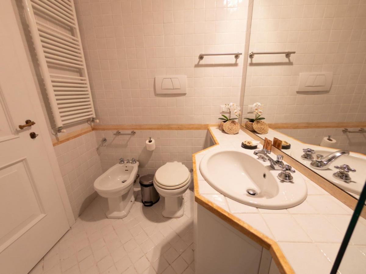 רומא The Best Rent - Apartment Near Fontana Di Trevi מראה חיצוני תמונה