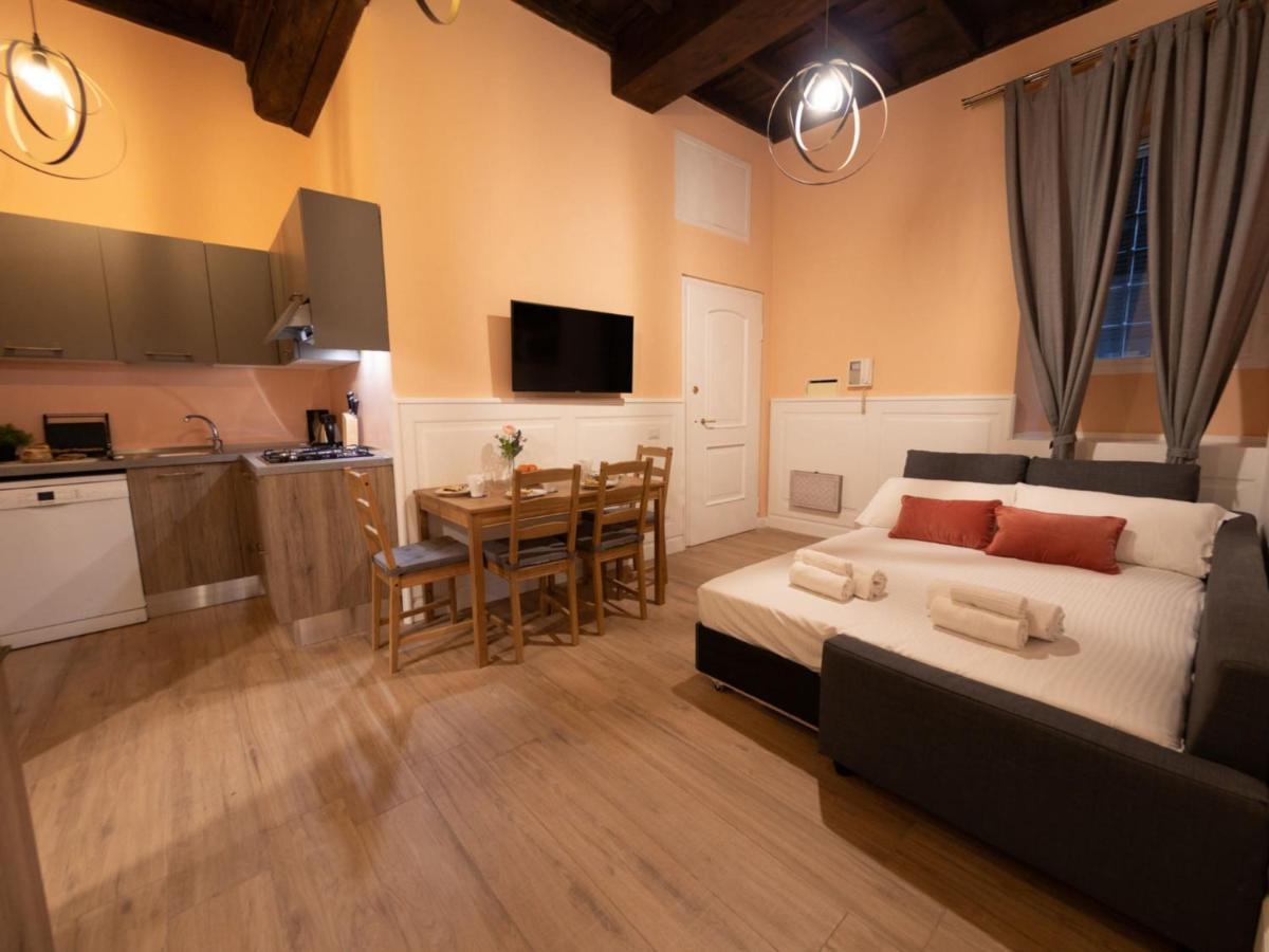 רומא The Best Rent - Apartment Near Fontana Di Trevi מראה חיצוני תמונה