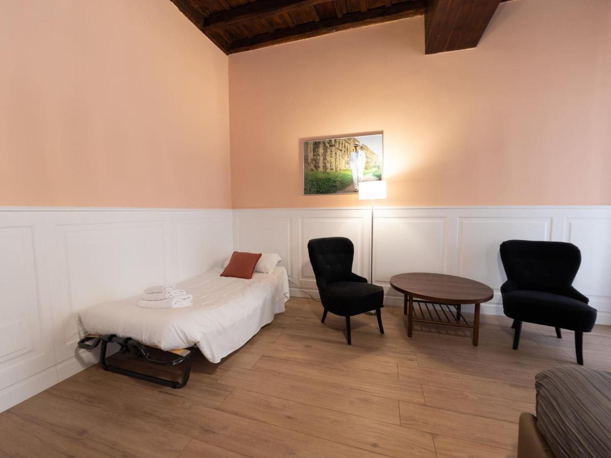 רומא The Best Rent - Apartment Near Fontana Di Trevi מראה חיצוני תמונה